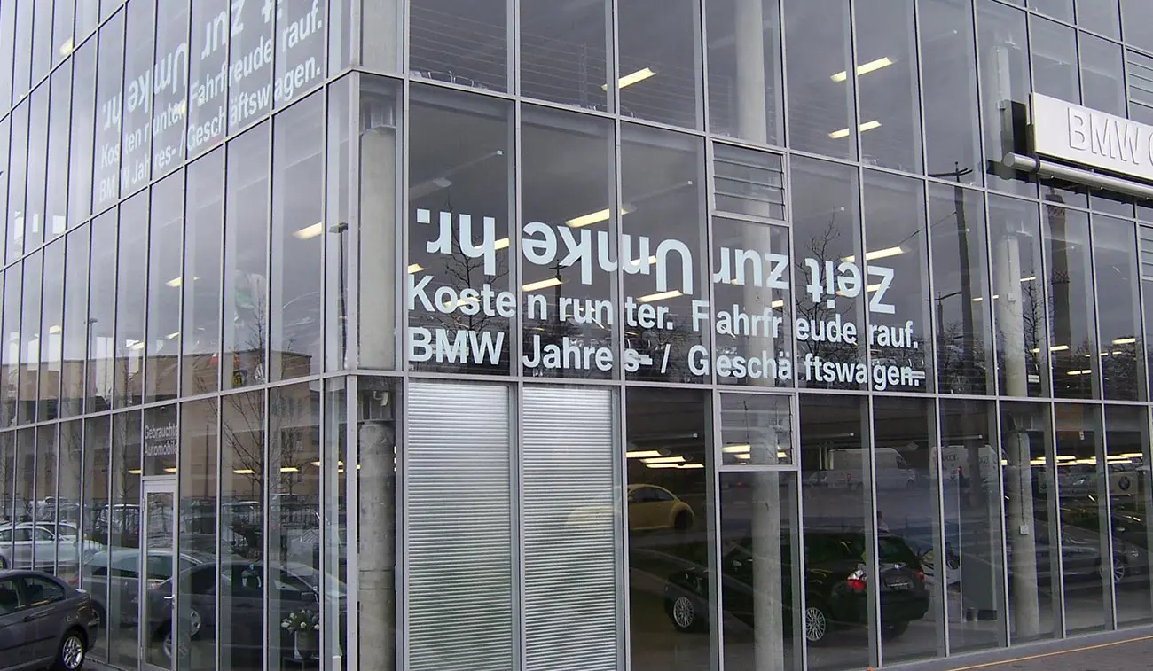 fensterbeklebung Schaufensterbeklebung