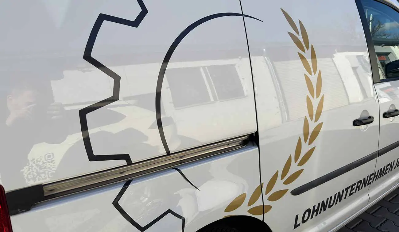 zweifarbige Teilfolierungen Auto folieren lassen