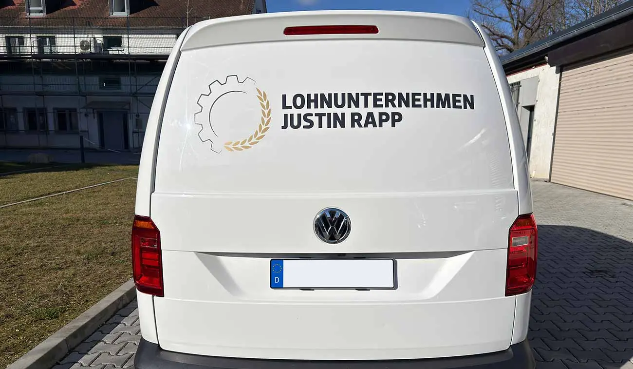 VW Caddy als Werbefläche Fahrzeugbeschriftung