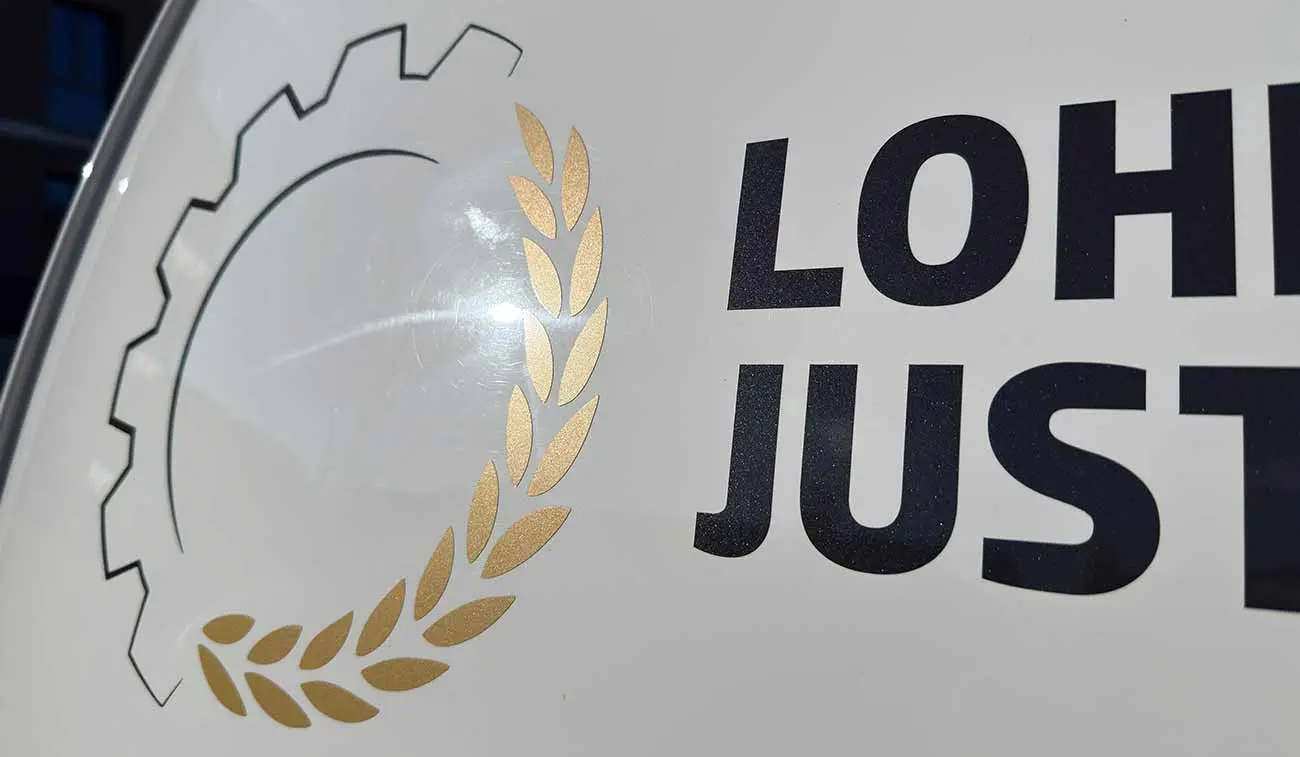 Car Wrapping Firmenbeschriftung