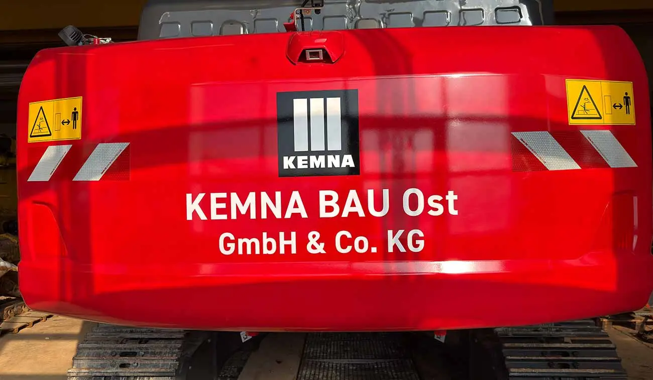 Folienbeschriftung Bagger Beschriftung von Baumaschinen